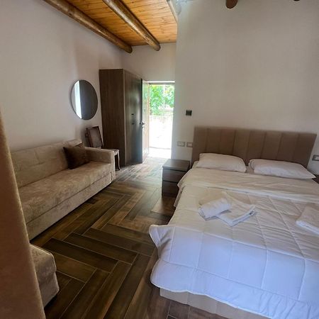 Guest House Bracaj Zhaban Kültér fotó