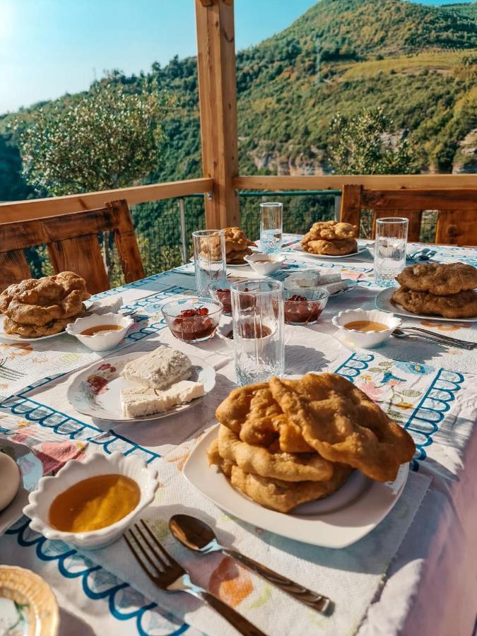 Guest House Bracaj Zhaban Kültér fotó
