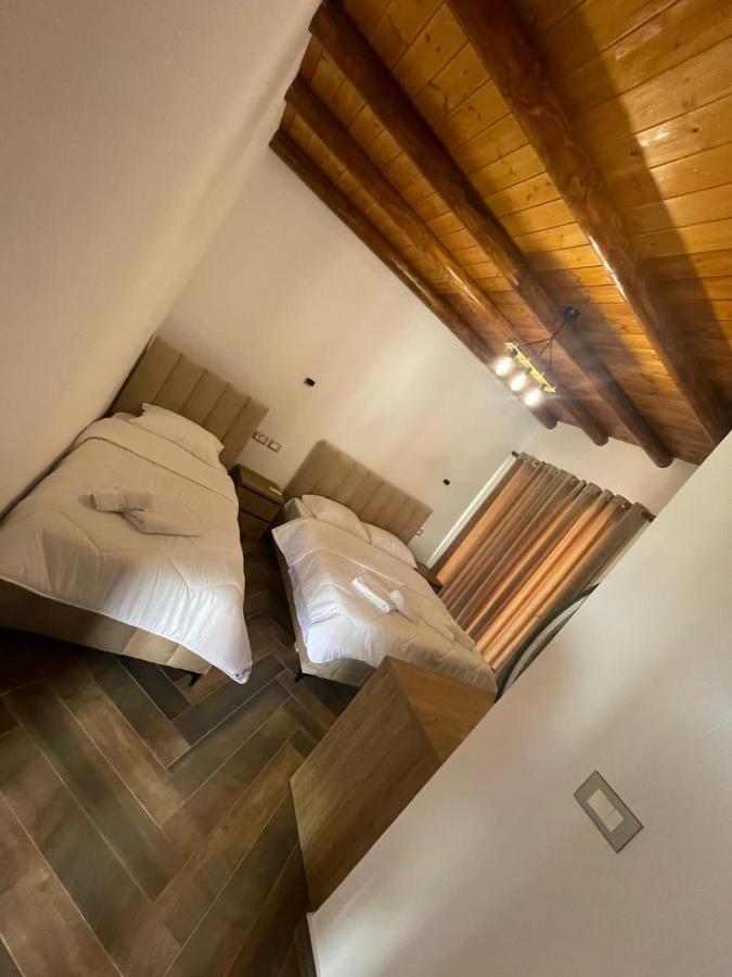 Guest House Bracaj Zhaban Kültér fotó