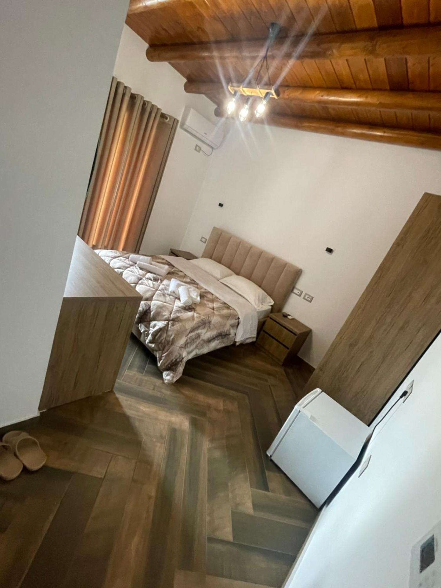Guest House Bracaj Zhaban Kültér fotó